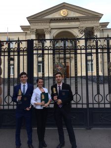 Shahen with Aram Serobyan ’12 and Lucy Manukyan ’14, Presidential Prize