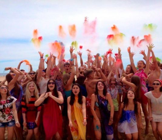 Winning Submissions of the 2014 FLEX Alumni Photo/Video Contest