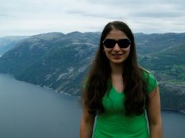 Mariam Mikiashvili ’05 Reading for Better Future in Georgia