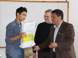 FLEX Alumnus Winner of the All-Kyrgyzstan Mathematics Olympiada