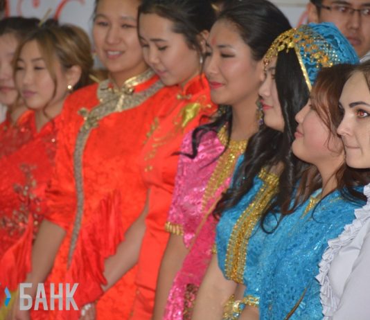 FLEX Alumni are International Education Week 2016