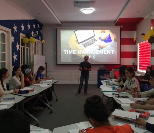 FLEX Alumni and GYSD 2017: Education and Career Advice Projects