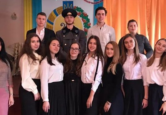 Vira Hrabchuk ’19 and her Charitable Theater: “Poklykannia”