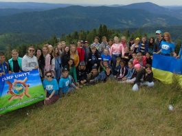 FLEX Alumni Provide a Space of English Immersion Through “Camp Unity”