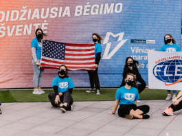 FLEX Alumni Volunteer at the Vilnius Marathon