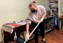 A Purr-fect Match: Alumni Visit Cat Shelter for Community Service Project