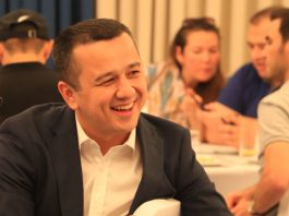 A FLEX Alumnus’ Key to Success: Try! Today!