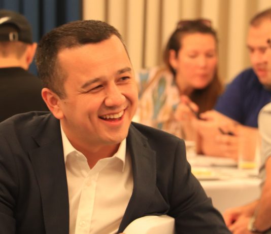 A FLEX Alumnus’ Key to Success: Try! Today!