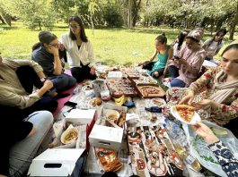 Alumni Celebrate Independence, Memories, and Connections