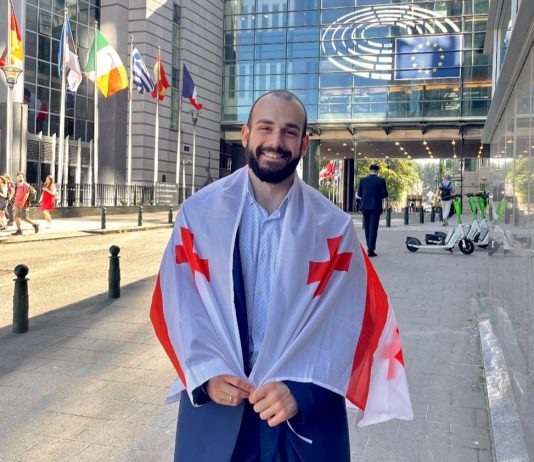 From FLEX to the Future: An Alumnus’ Road to Making Change