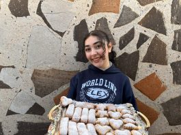 FLEX Alumna Shares Kindness Through Cookies